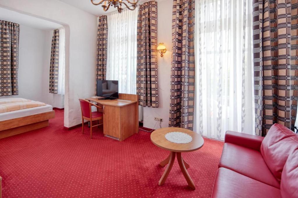 Hotel Restaurant Mathildenhof Pulheim Eksteriør bilde